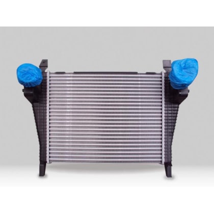 INTERCOOLER PARA IVECO EUROCARGO 170/ 230 E22 / 230 E24 / 260 E25 / TECTOR 2002 > COM / SEM AR - VALEO