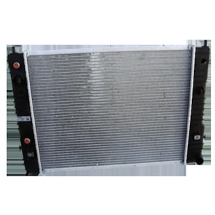 RADIADOR GM CHEVROLET OMEGA 4.1 1995 A 1998 COM AR / AUTOMATICO - DELPHI