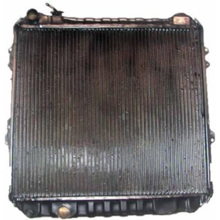 RADIADOR TOYOTA HILUX 2.4 / 2.8 DIESEL DLX / SR5 4X4 1993 A 2001 COM / SEM AR / MANUAL  - IMPORTADO